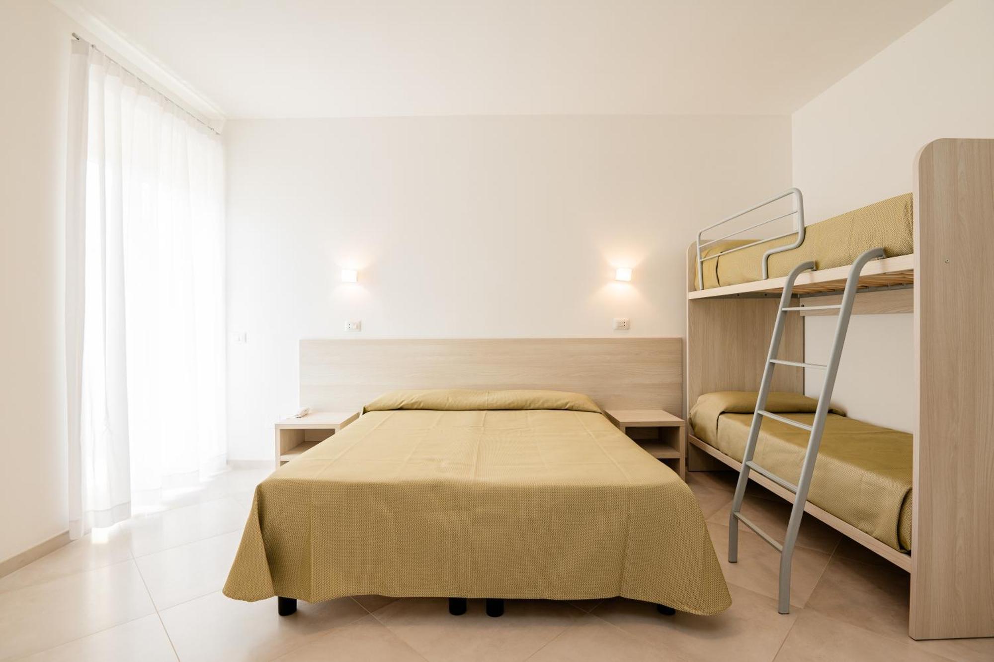 Hotel Sfinalicchio Vieste Esterno foto