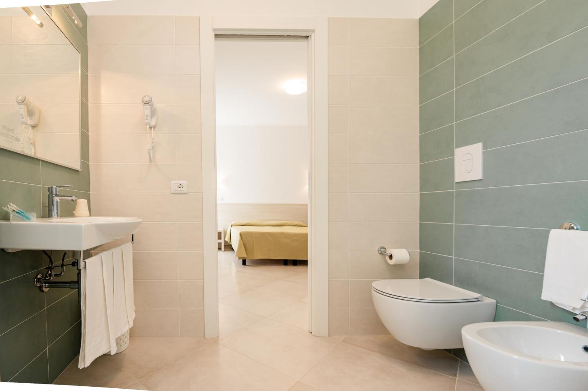 Hotel Sfinalicchio Vieste Esterno foto