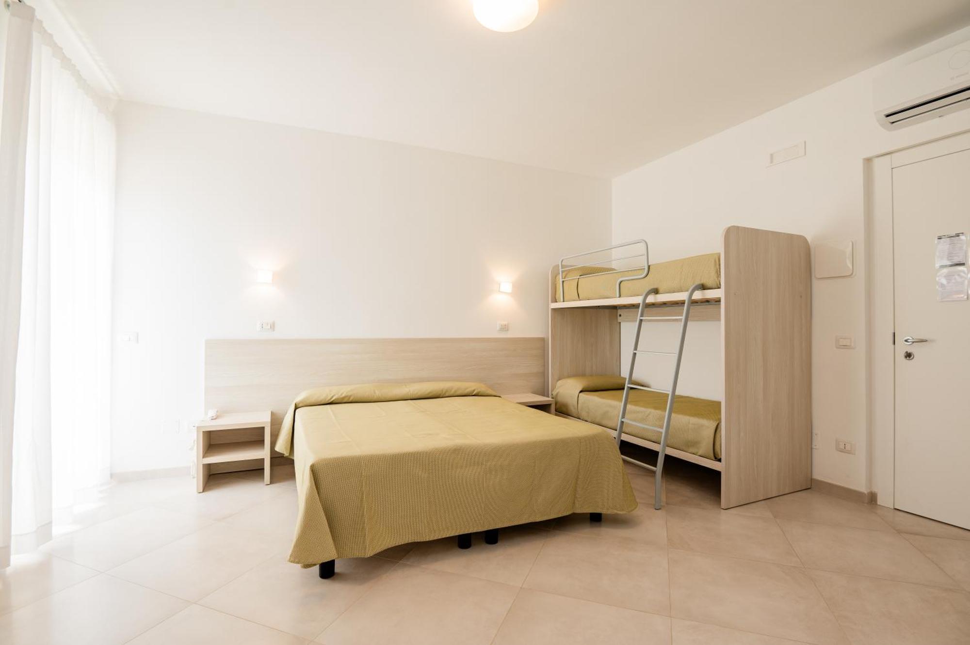 Hotel Sfinalicchio Vieste Esterno foto