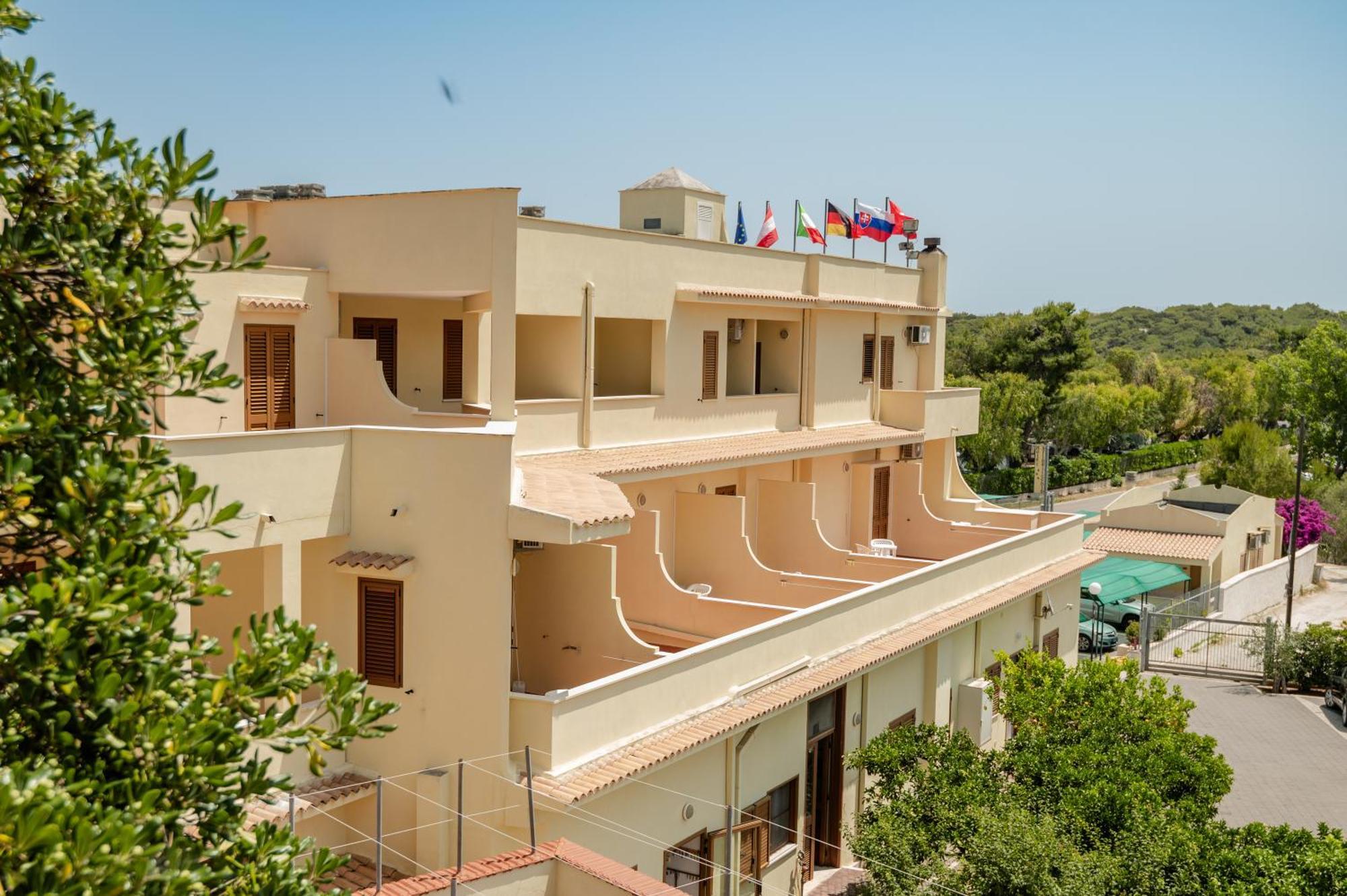 Hotel Sfinalicchio Vieste Esterno foto