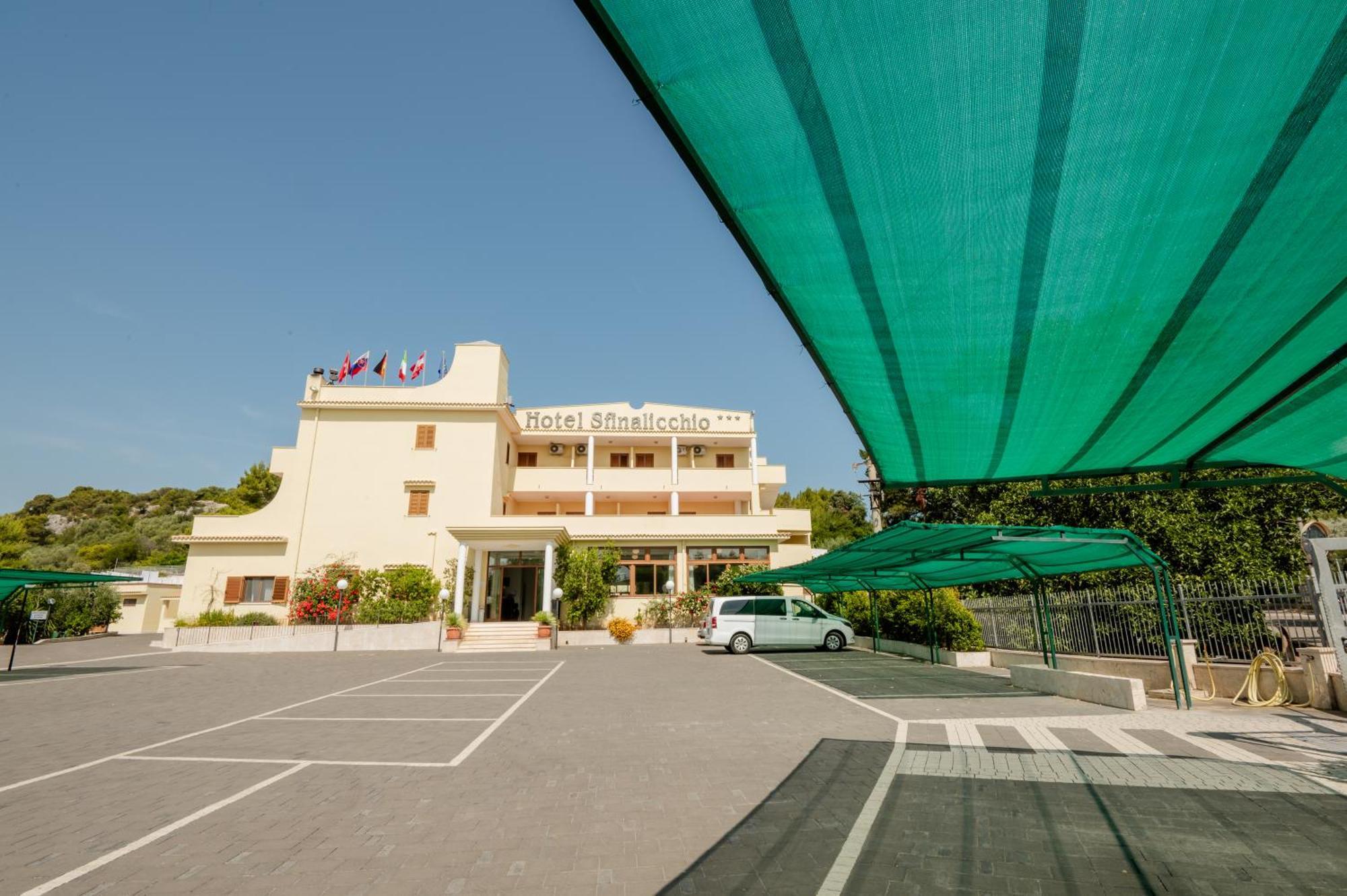 Hotel Sfinalicchio Vieste Esterno foto