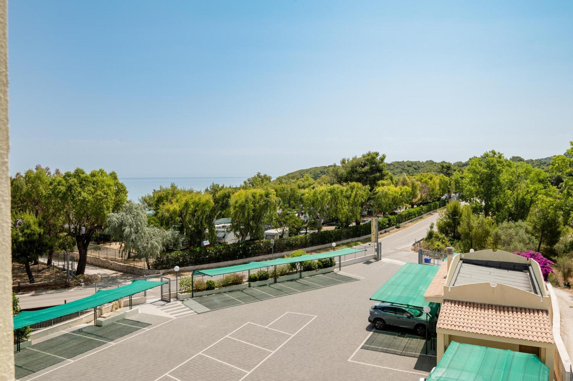 Hotel Sfinalicchio Vieste Esterno foto