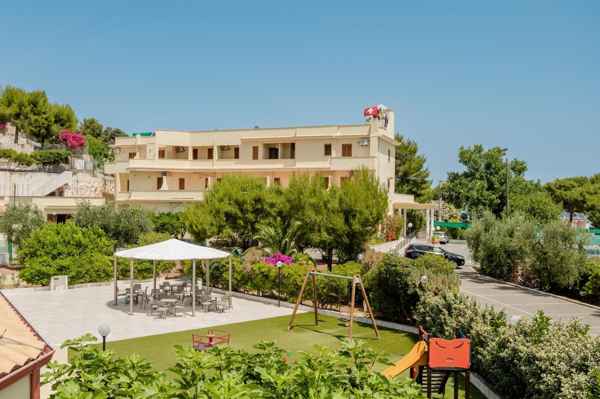 Hotel Sfinalicchio Vieste Esterno foto